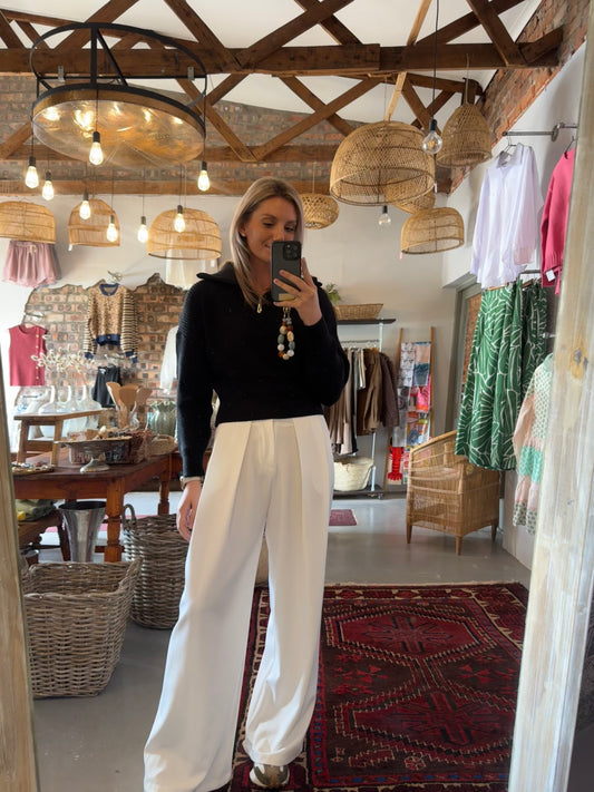 The Signature Zip - Black