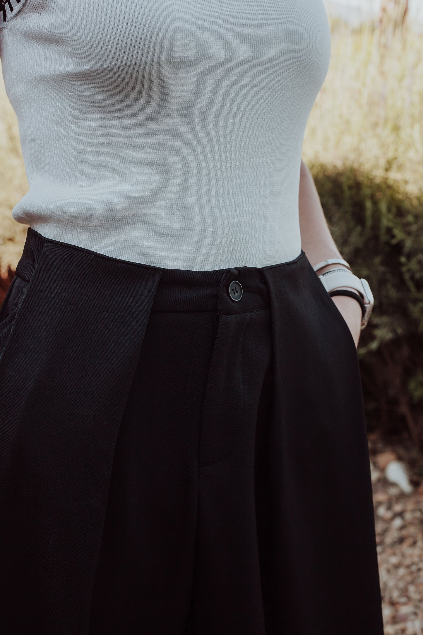 Basic E-X-O Trousers - Black