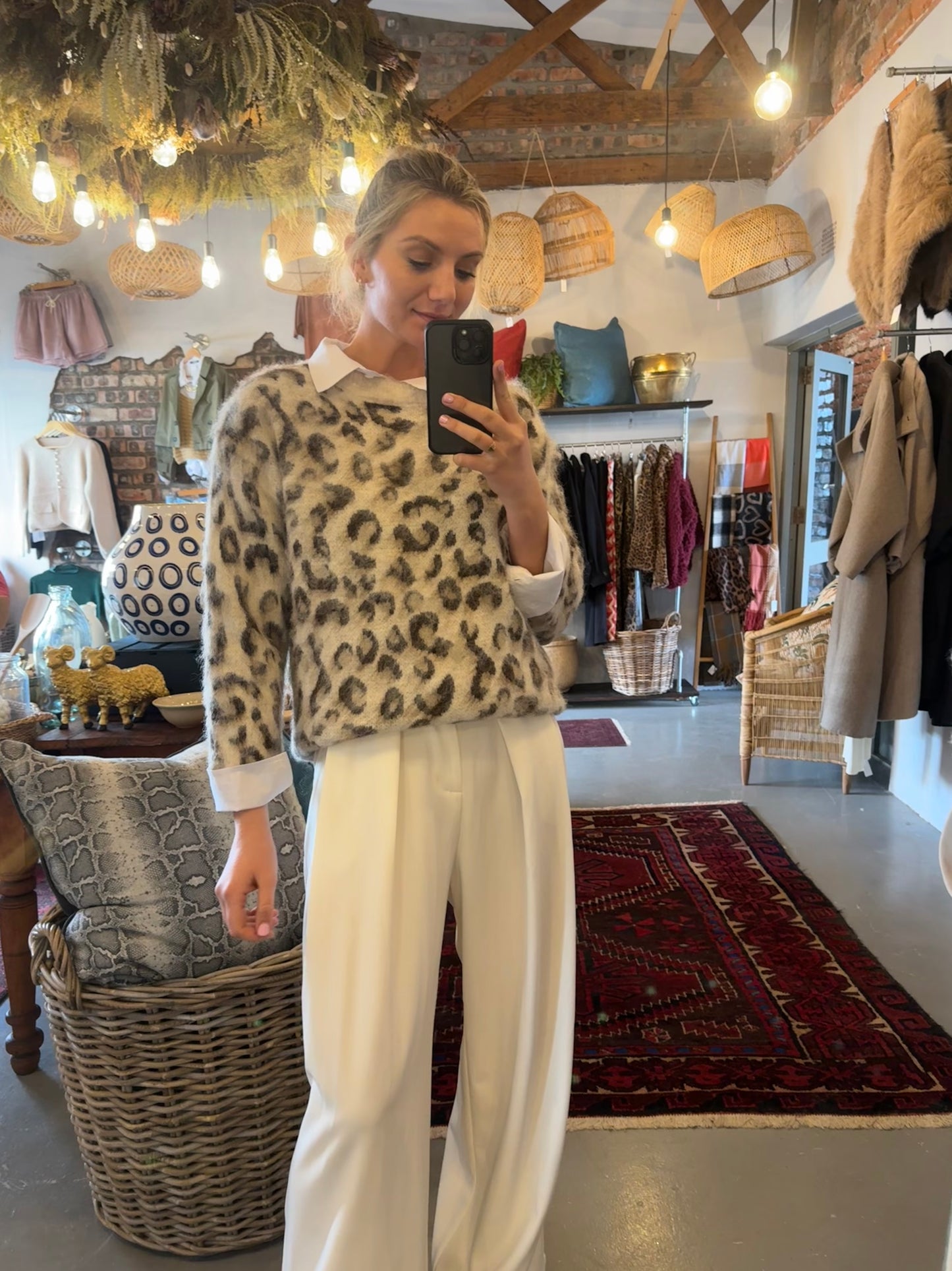 Leopard Knit – Light